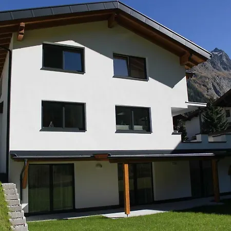 Alpenjuwel * Sankt Leonhard im Pitztal